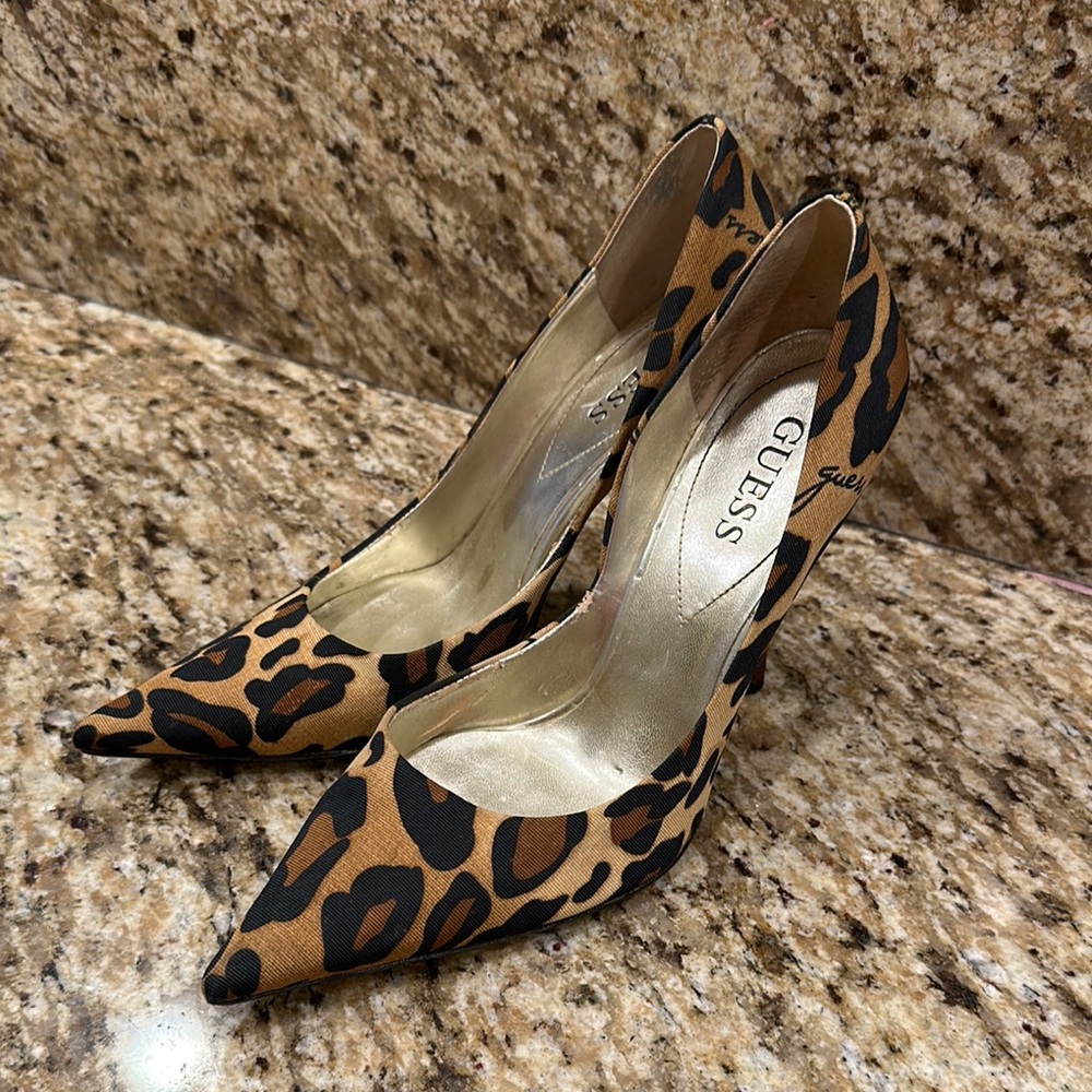 Guess Women's Leopard Print Heels Size 8